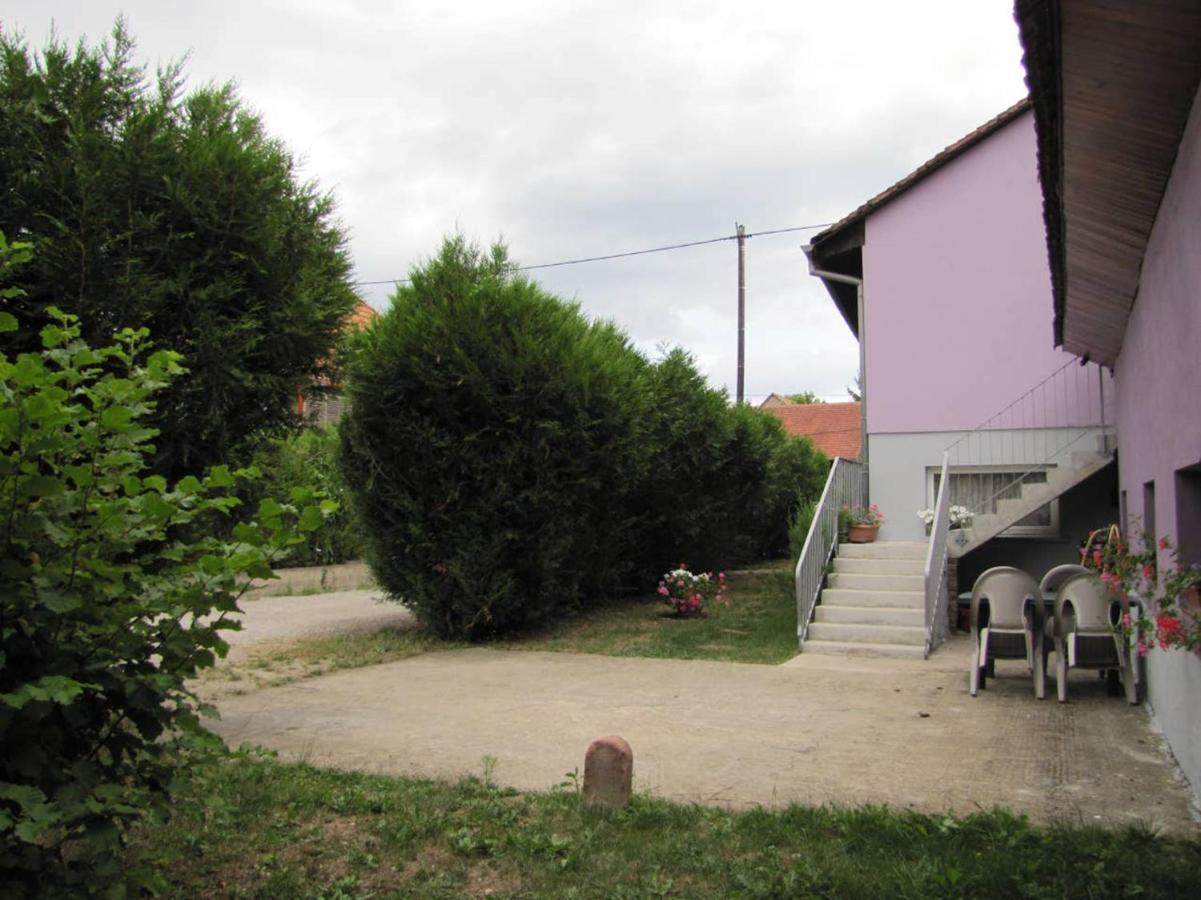 Les Jardins De Lo'Re'An Apartment Holtzwihr Exterior photo